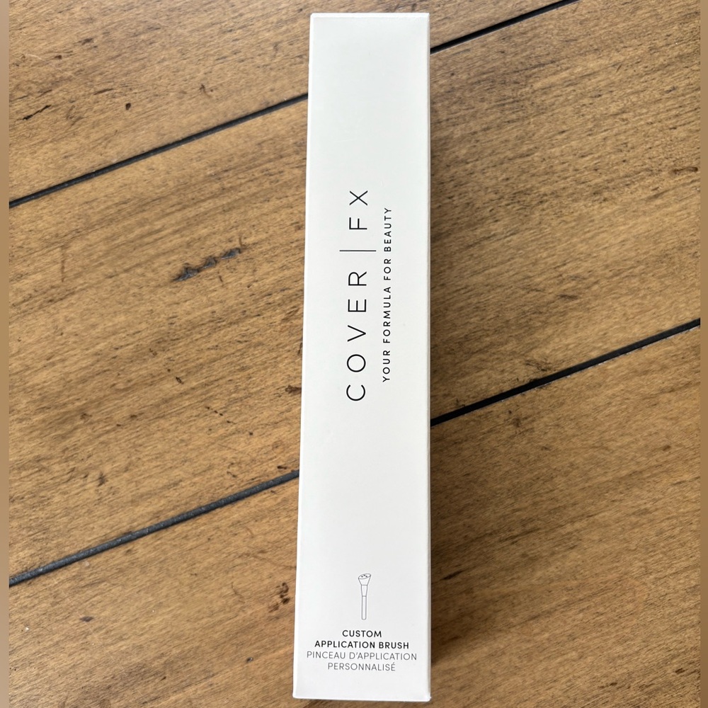NIB Cover FX Custom Application Brush